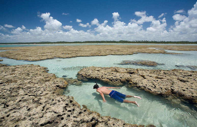 Piscinas naturais da Praia do Toque em Alagoas