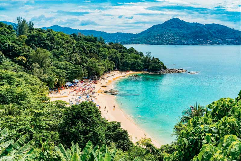 Phuket: uma ilha de fácil acesso com resorts maravilhosos de frente para o mar