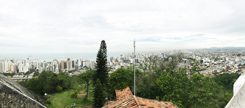 Vista do Convento da Penha em Vila Velha