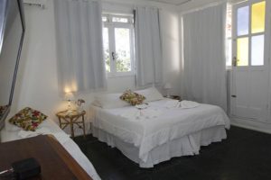 Quarto triplo do Hotel Praia dos Anjos