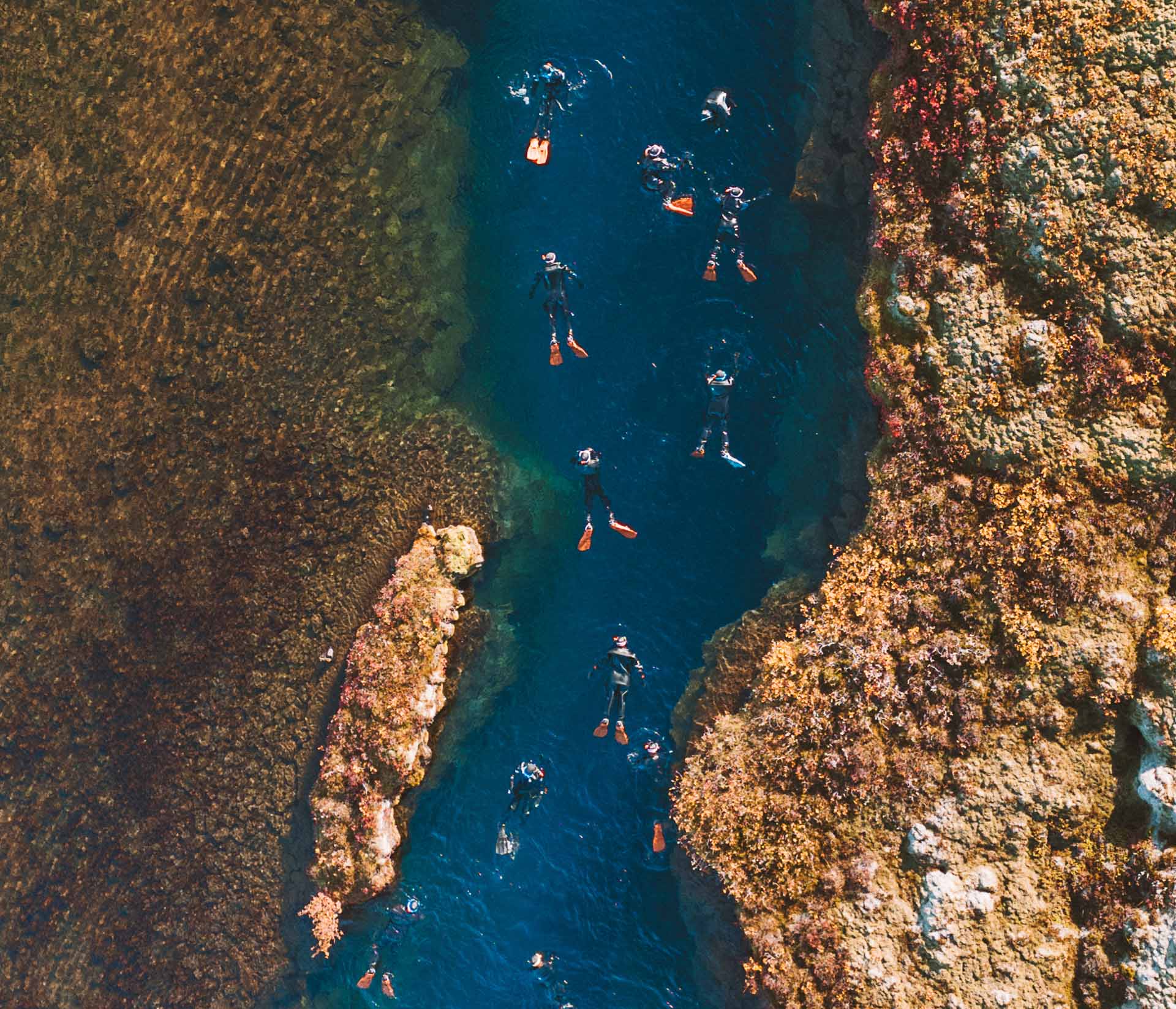 Fissura de Silfra (Islândia): vale a pena o mergulho entre as placas tectônicas?